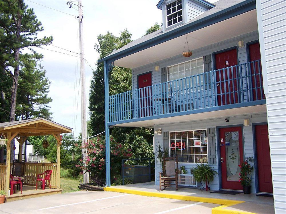 Eureka Suites Eureka Springs Buitenkant foto