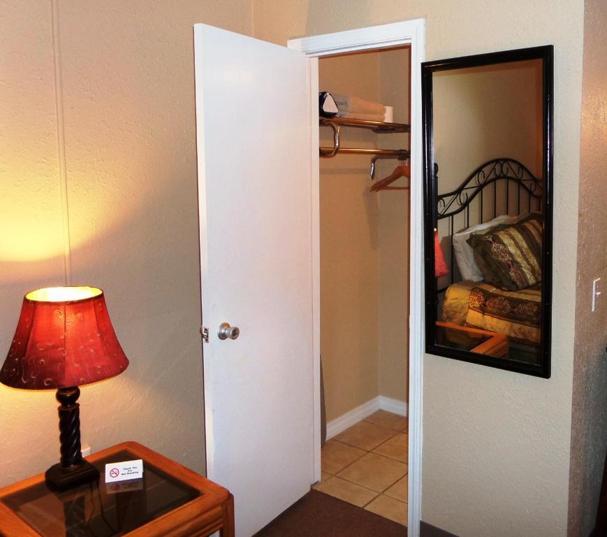 Eureka Suites Eureka Springs Kamer foto